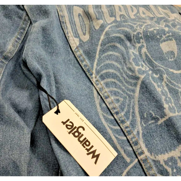 Wrangler X Lollapalooza 75th Anniversary Denim Jean Jacket NWT Size M - Picture 9 of 11